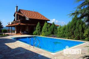 Дом 370м², 3-этажный, участок 25 сот.  