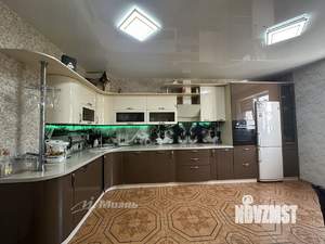 Дача 230м², 2-этажный, участок 5 сот.  