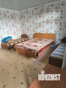 Дом 1200м², 2-этажный, участок 10 сот.  