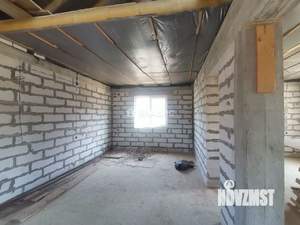 Дом 99м&sup2;, 2-этажный, участок 4 сот.  