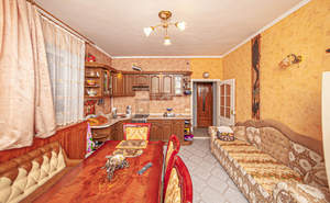 Дом 250м², 2-этажный, участок 6 сот.  