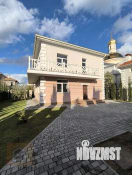 Дом 181м&sup2;, 2-этажный, участок 4 сот.  