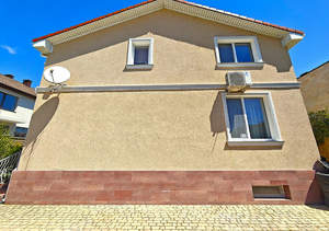 Дом 240м², 3-этажный, участок 5 сот.  