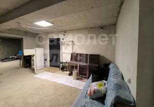 Дом 750м², 3-этажный, участок 6 сот.  