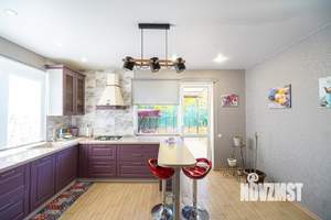 Дом 203м&sup2;, 2-этажный, участок 5 сот.  