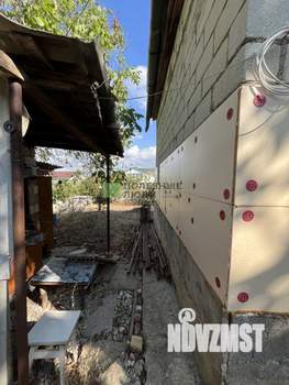 Дом 25м², 2-этажный, участок 6 сот.  