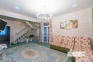 Дом 215м², 2-этажный, участок 9 сот.  