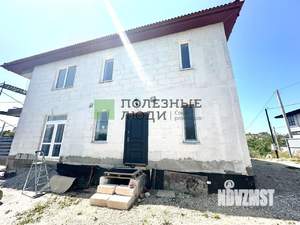 Дом 645м&sup2;, 3-этажный, участок 8 сот.  