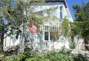 Дом 160м², 2-этажный, участок 6 сот.  