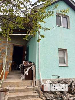 Дом 75м², 2-этажный, участок 10 сот.  