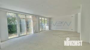 Дом 335м², 2-этажный, участок 5 сот.  