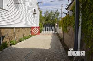 Дом 360м², 2-этажный, участок 8 сот.  