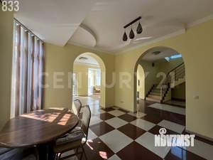 Коттедж 315м&sup2;, 2-этажный, участок 8 сот.  