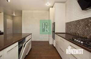 Дом 176м², 2-этажный, участок 5 сот.  