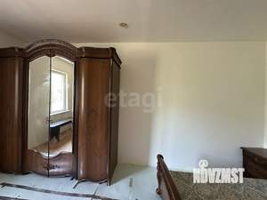 Дом 42м&sup2;, 2-этажный, участок 9 сот.  