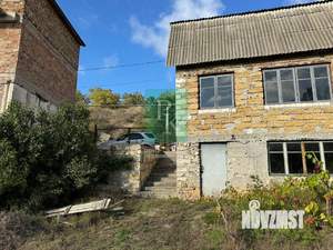 Дом 80м&sup2;, 2-этажный, участок 5 сот.  