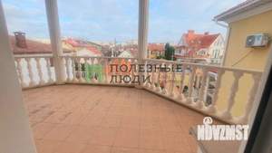 Дом 300м², 3-этажный, участок 8 сот.  