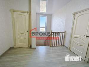 Дом 200м&sup2;, 2-этажный, участок 6 сот.  