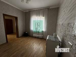 Дом 100м², 2-этажный, участок 4 сот.  