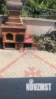 Дом 198м², 2-этажный, участок 2 сот.  