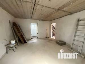 Дом 100м², 2-этажный, участок 4 сот.  