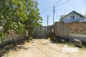 Дом 110м², 3-этажный, участок 6 сот.  