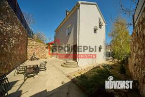 Дом 214м², 3-этажный, участок 5 сот.  