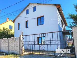 Дом 198м², 2-этажный, участок 4 сот.  