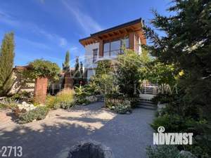 Дом 187м², 2-этажный, участок 5 сот.  