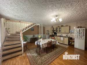 Дом 835м², 2-этажный, участок 8 сот.  