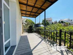 Дом 180м², 3-этажный, участок 5 сот.  