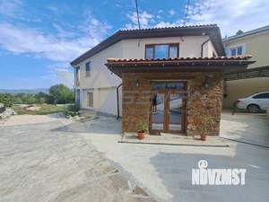 Дом 189м², 2-этажный, участок 25 сот.  