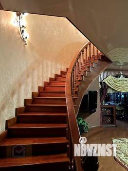 Дом 280м², 2-этажный, участок 7 сот.  