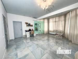 Дом 248м², 2-этажный, участок 6 сот.  