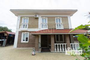 Дом 180м², 2-этажный, участок 7 сот.  