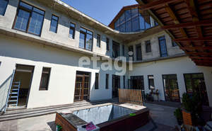 Дом 650м², 3-этажный, участок 4 сот.  
