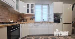 Дом 145м&sup2;, 2-этажный, участок 6 сот.  