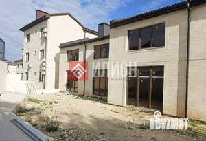 Дом 140м&sup2;, 2-этажный, участок 3 сот.  