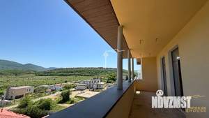 Дом 560м&sup2;, 3-этажный, участок 15 сот.  