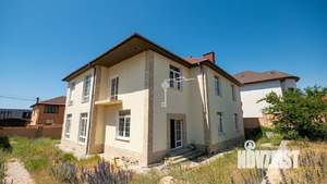 Дом 381м&sup2;, 3-этажный, участок 13 сот.  