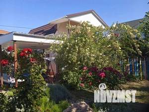 Дом 150м&sup2;, 2-этажный, участок 4 сот.  