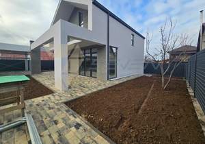 Дом 160м², 2-этажный, участок 5 сот.  