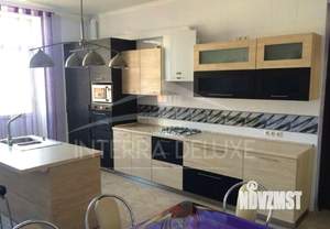 Дом 484м&sup2;, 3-этажный, участок 13 сот.  