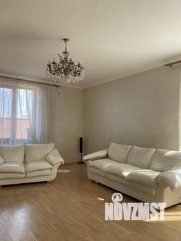 Дом 320м², 3-этажный, участок 12 сот.  