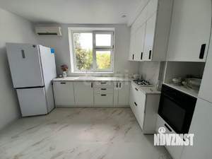 Дом 300м², 3-этажный, участок 4 сот.  