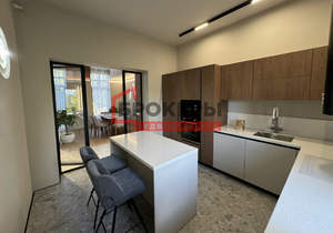 Дом 187м², 2-этажный, участок 5 сот.  