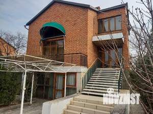 Дом 314м², 3-этажный, участок 5 сот.  