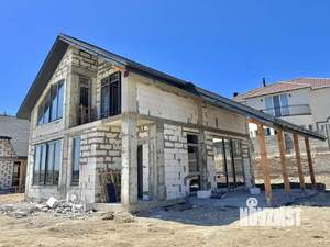 Дом 226м², 3-этажный, участок 5 сот.  