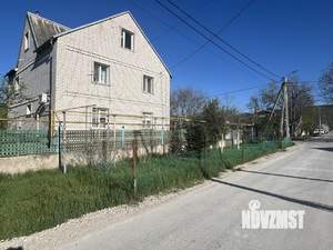 Дом 203м&sup2;, 2-этажный, участок 10 сот.  