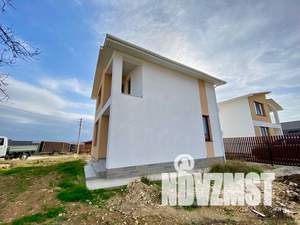 Дом 120м², 2-этажный, участок 4 сот.  